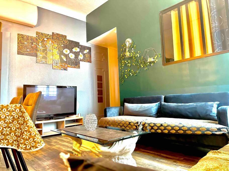 En Plein Coeur De Perpignan Le Superbe Apartment Bagian luar foto